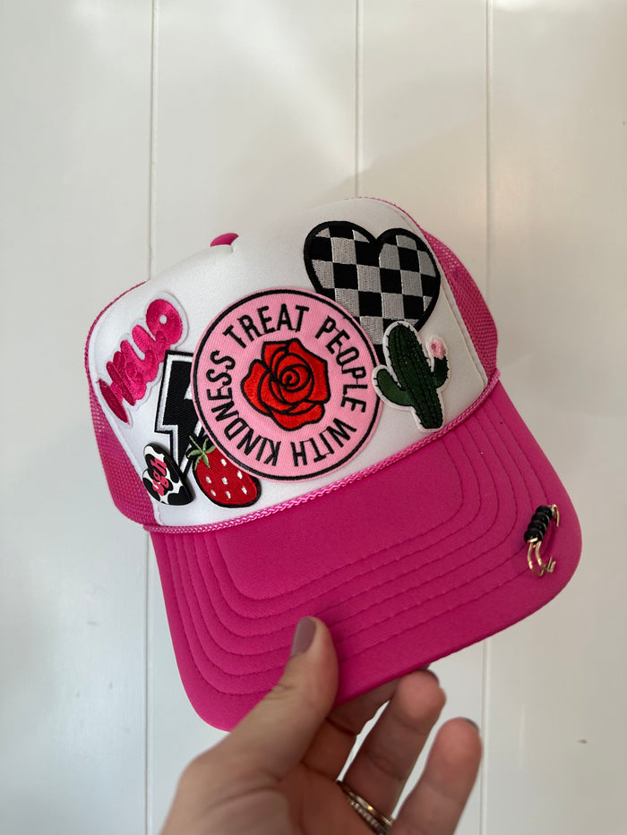 Trucker Hat Bar